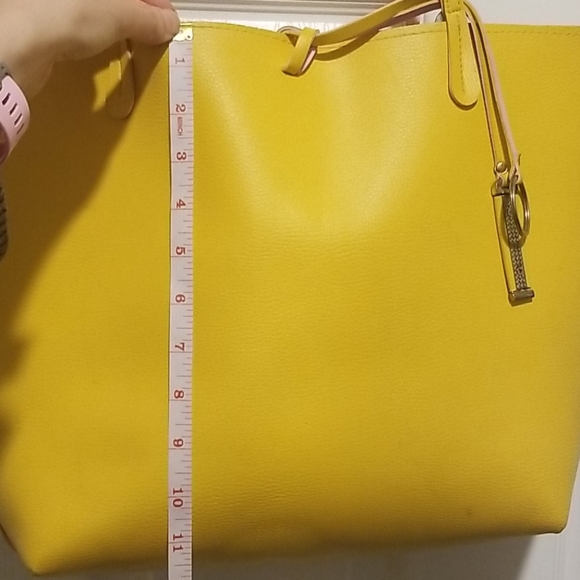 [SOLD] Mininalist yellow tote bag - Picture 3 of 3